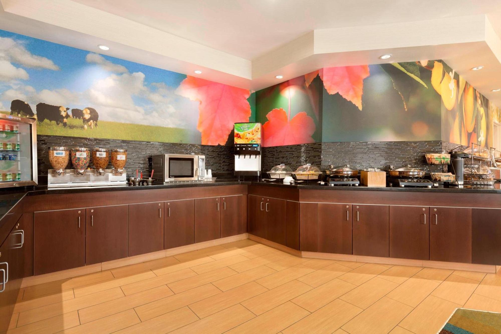 Fairfield Inn & Suites לונגוויו מראה חיצוני תמונה