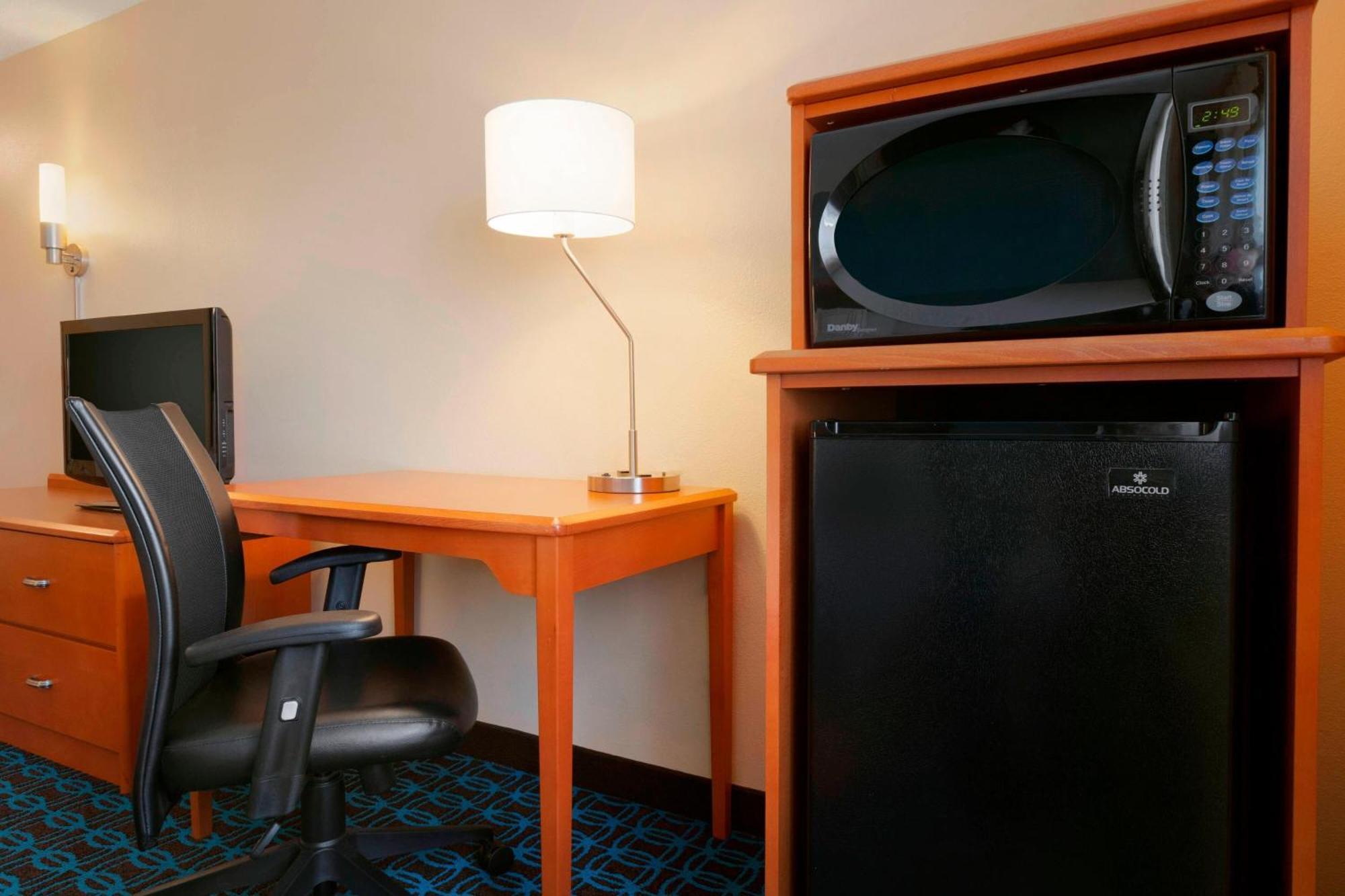 Fairfield Inn & Suites לונגוויו מראה חיצוני תמונה